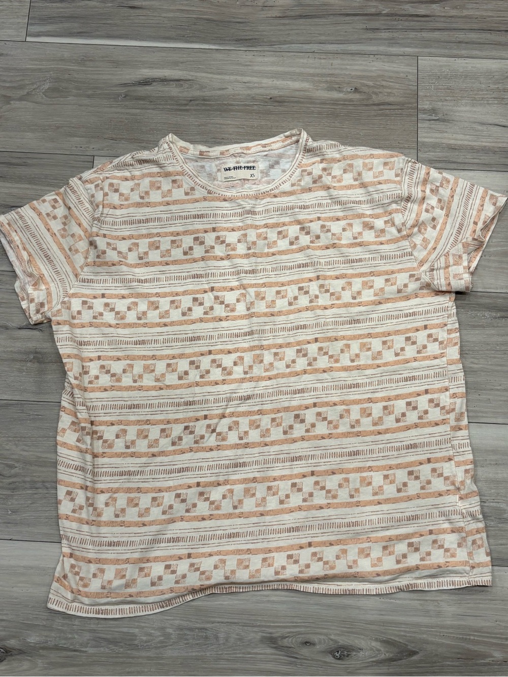 WE THE FREE Women's Beige Patterned T-Shirt XS